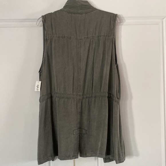 Jacket - NWT - Picture 7 of 9